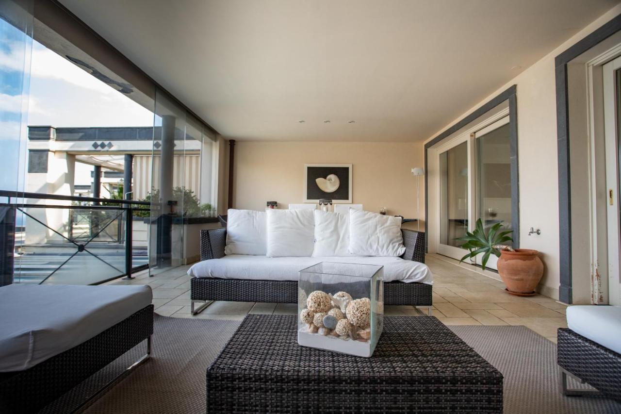 Beautiful Apartment In The Centre Of Taormina Exterior photo